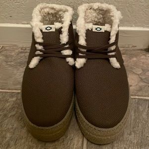 Avesu - Vandana Winter Khaki - 100% Vegan slippers
